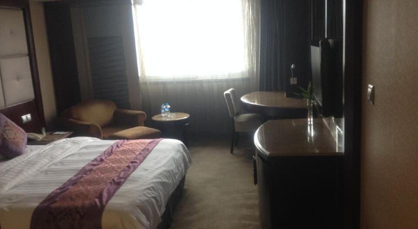 Jin'Gu Hotel Harbin Bagian luar foto